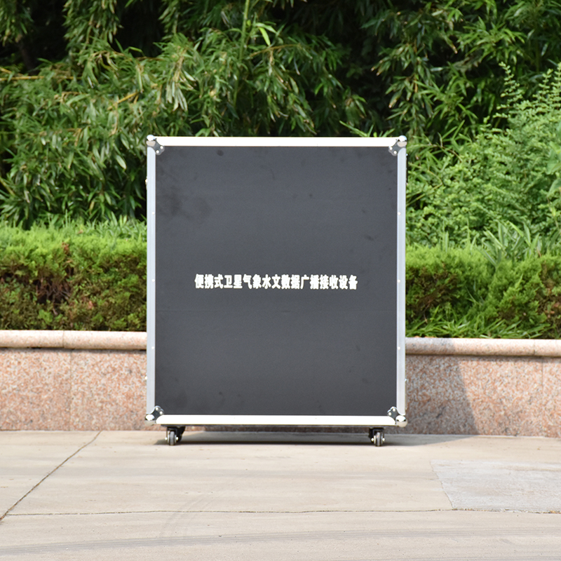 衛(wèi)星接收設(shè)備 衛(wèi)星接收設(shè)備